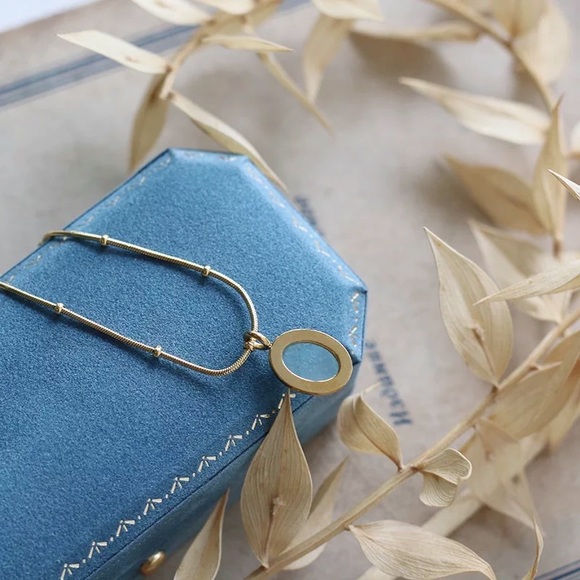 Premium Gold plated oval natural aquamarine necklace - Picture 6 of 8